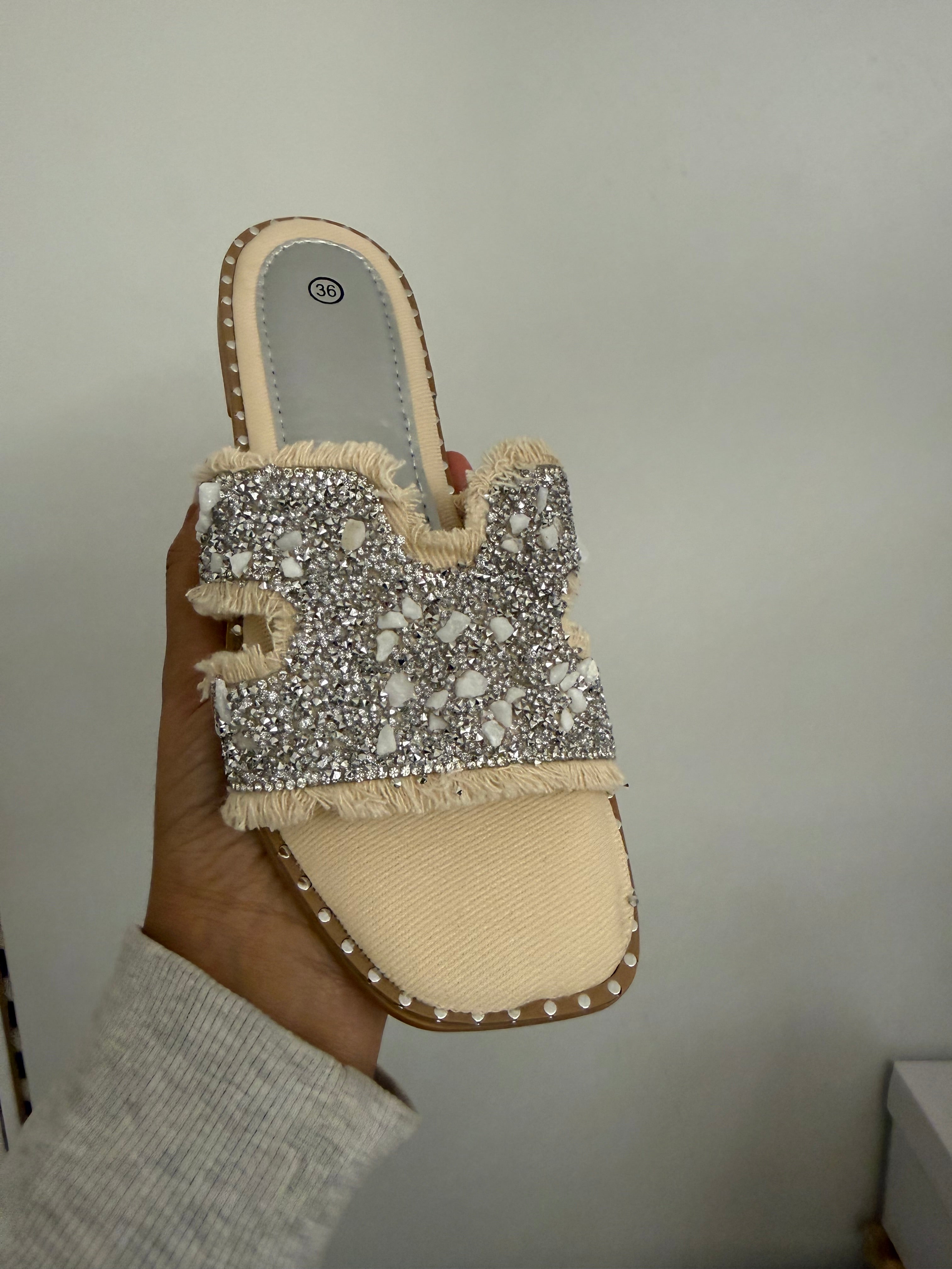 Women sliders 2