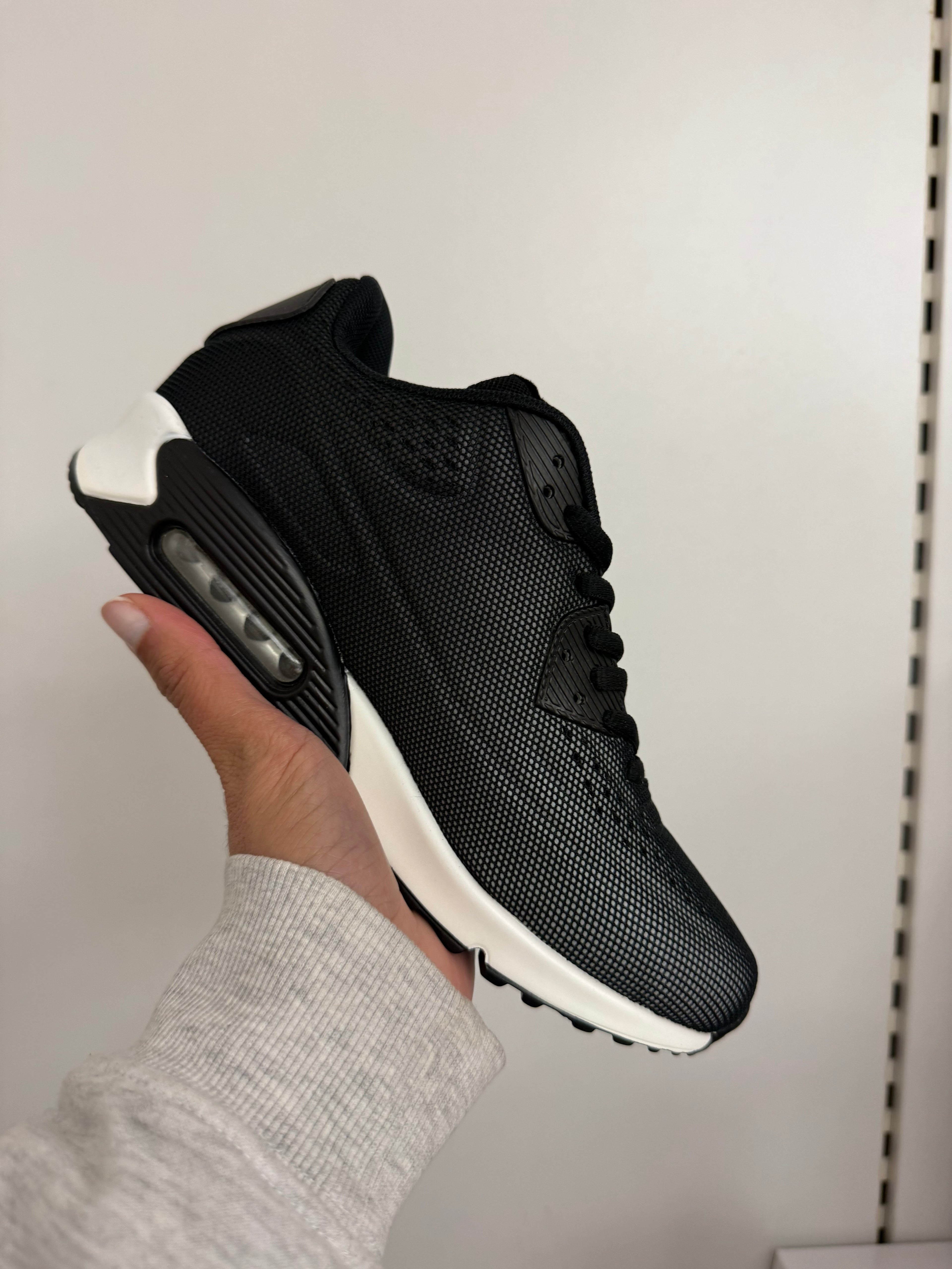 Ladies trainers 2