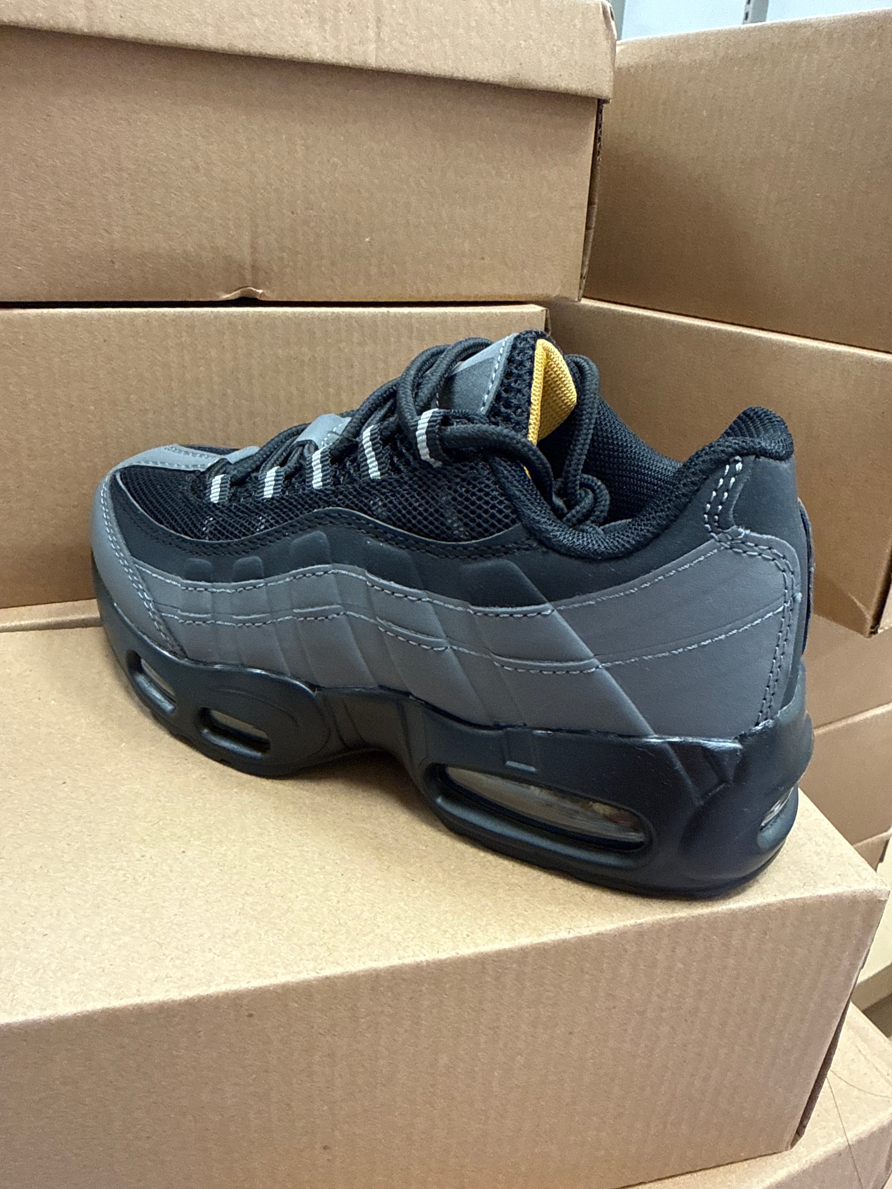 Kids Trainers 2 - Black Dark Grey