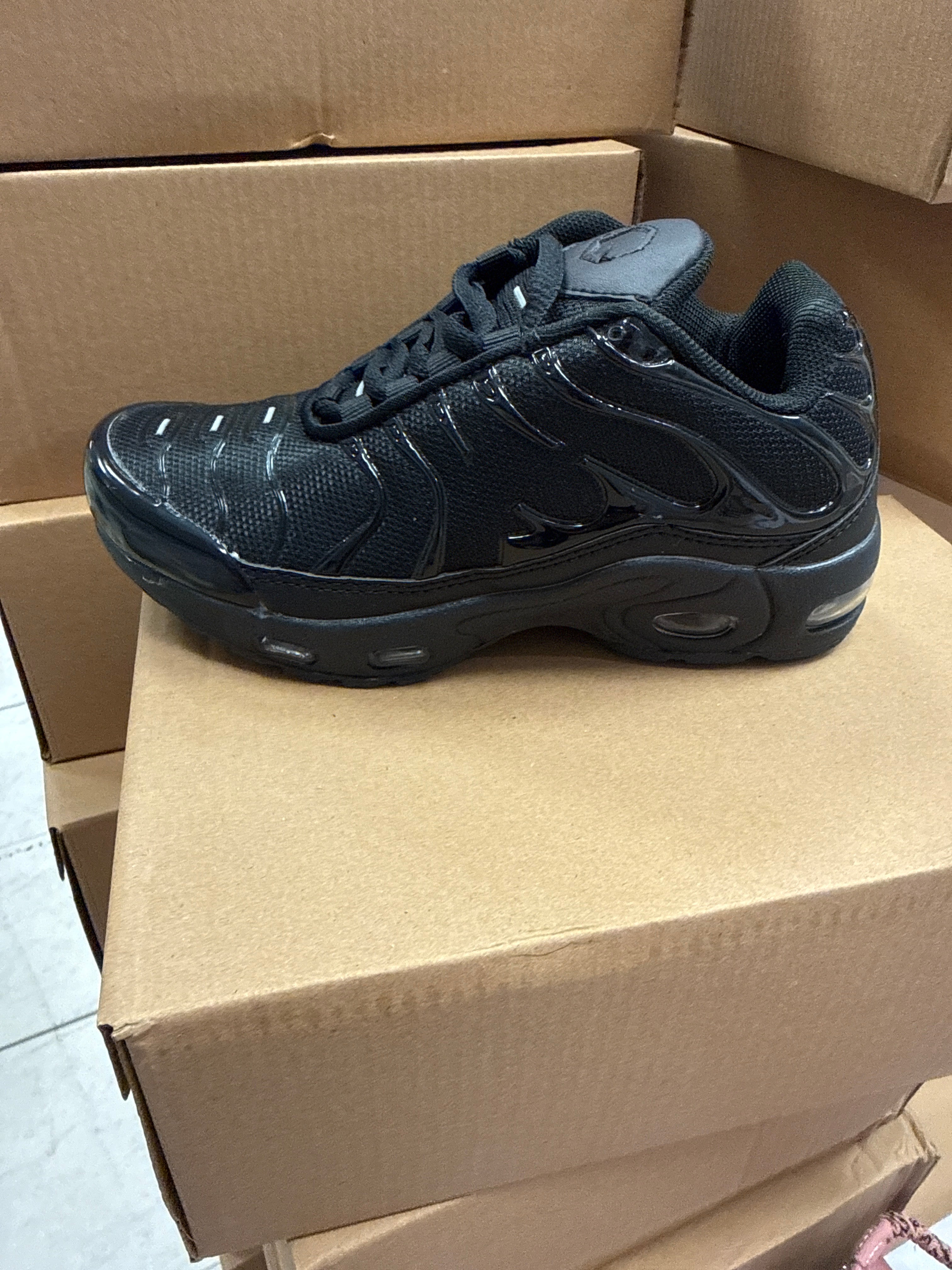 Kids Trainers 3 - All Black