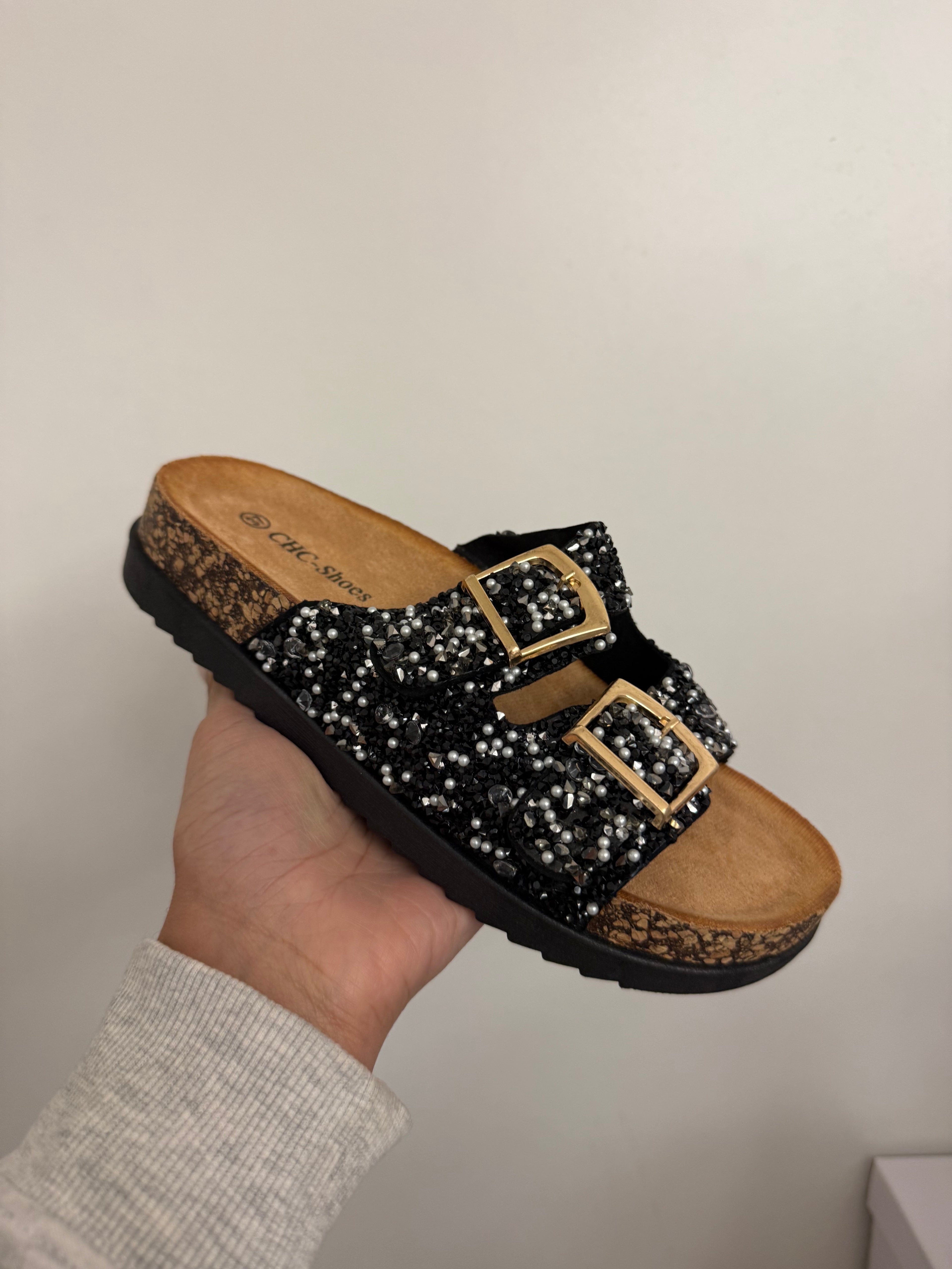 Women sliders 3