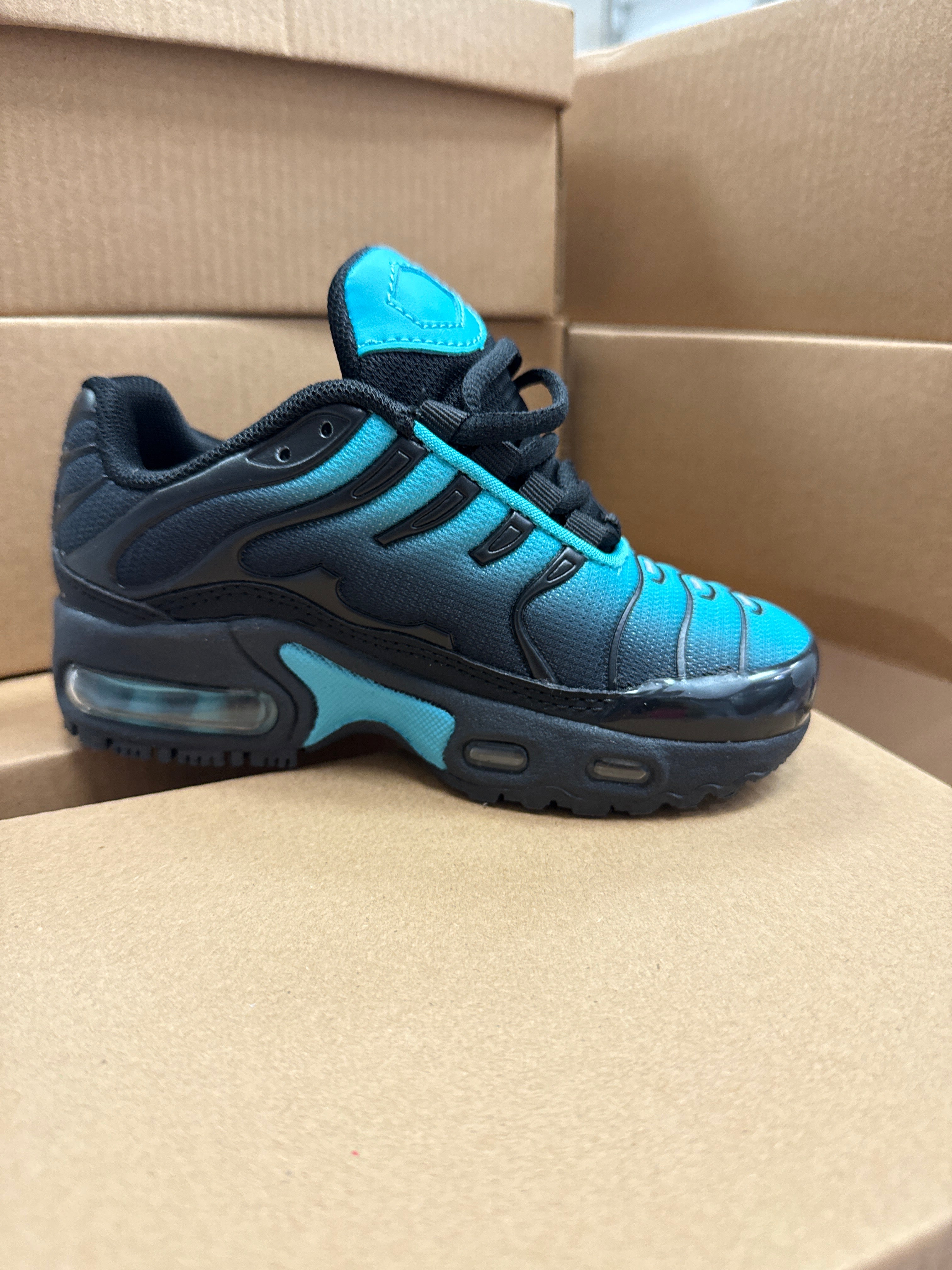 Kids Trainers 3 - Black Turquoise