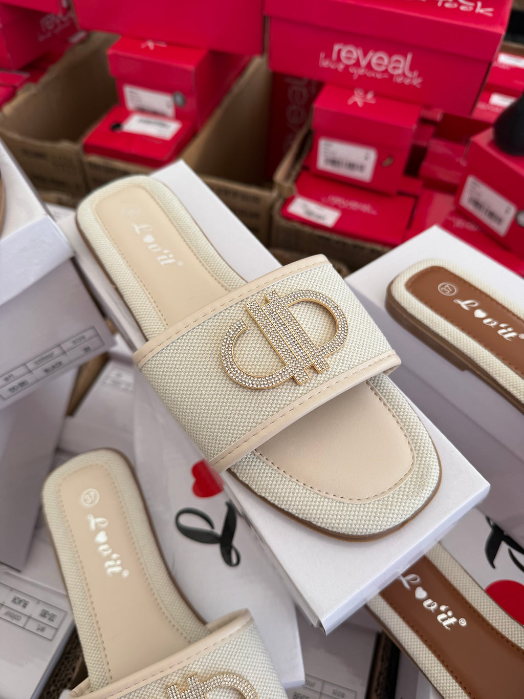 Women Sliders 4