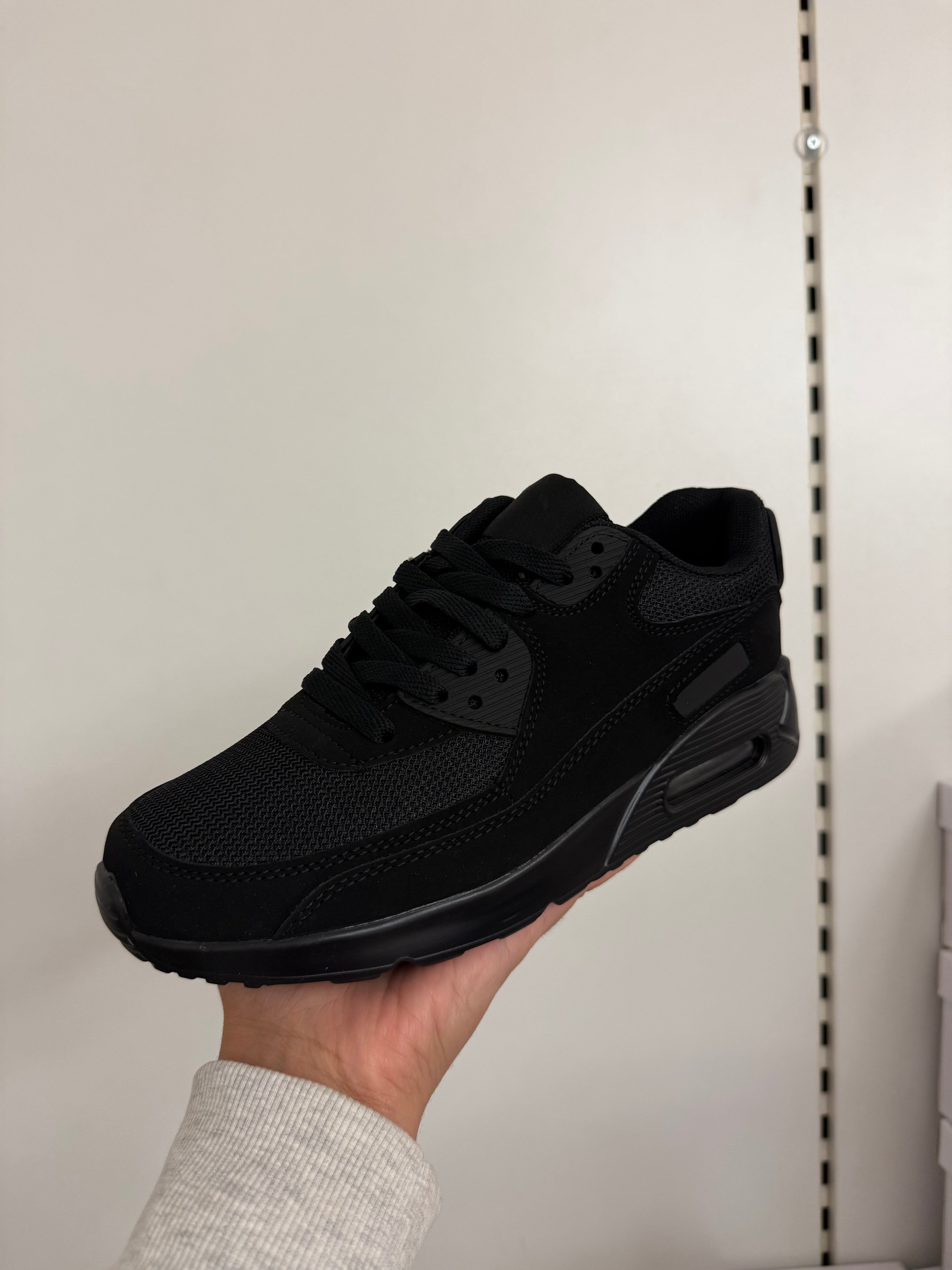 Ladies trainers 2