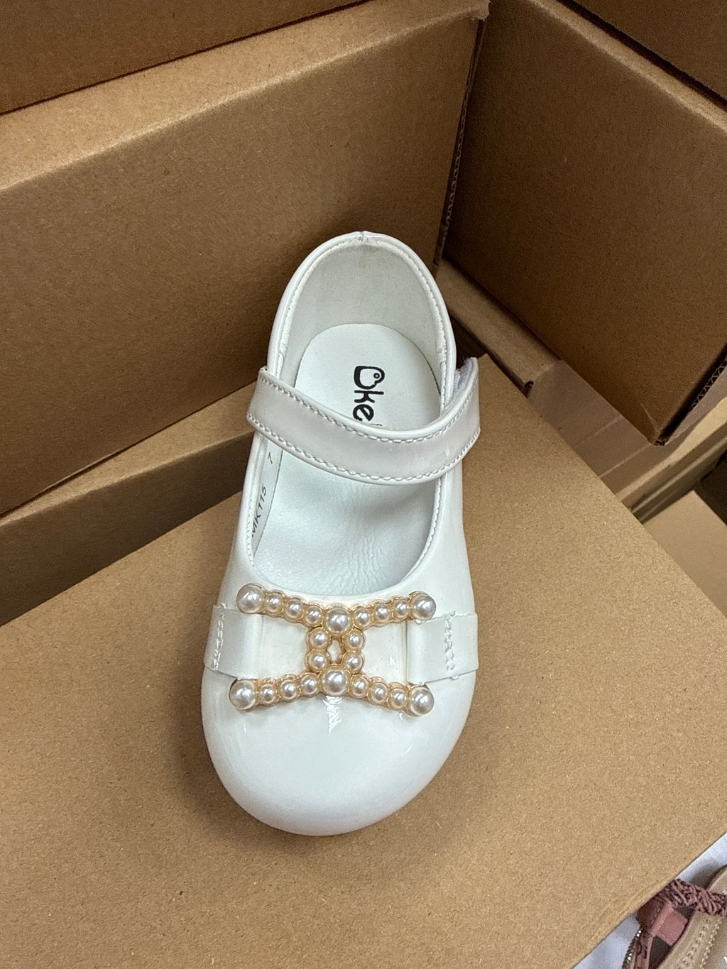 Kids 6 - White
