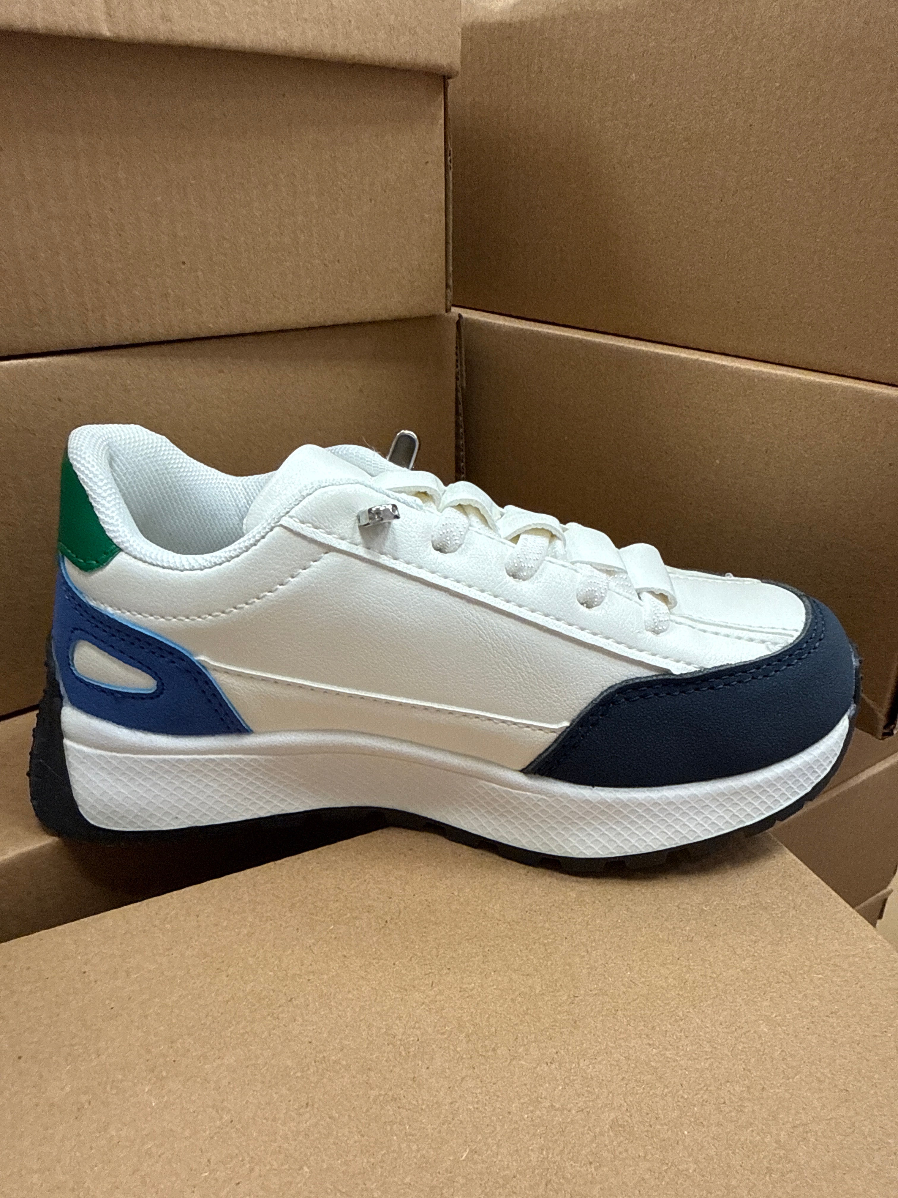 Kids Trainers 6 - White Navy