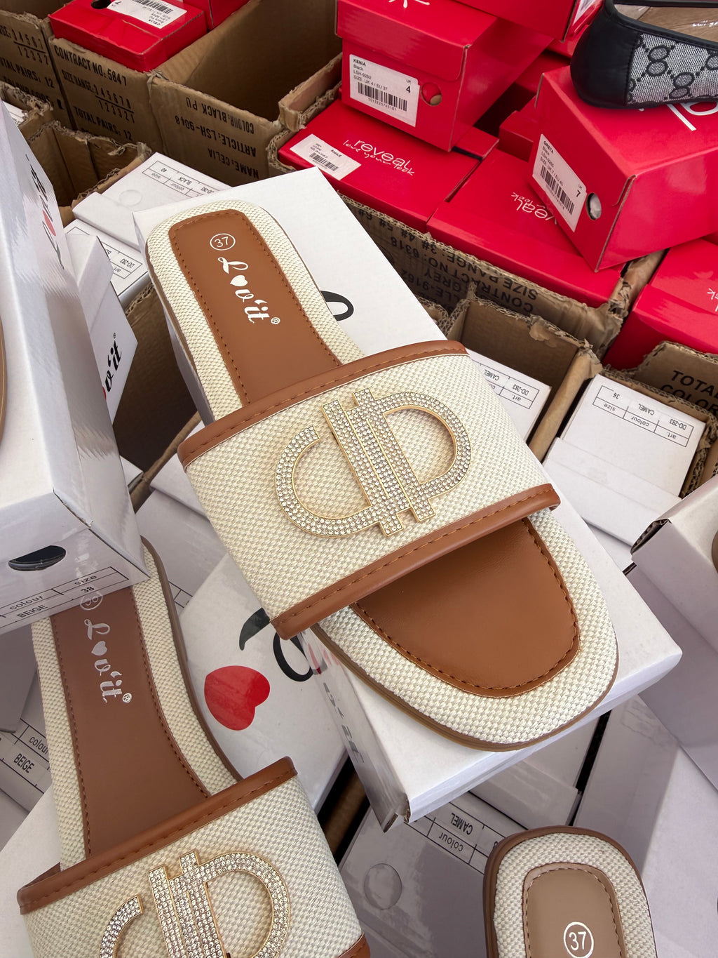 Women Sliders 4