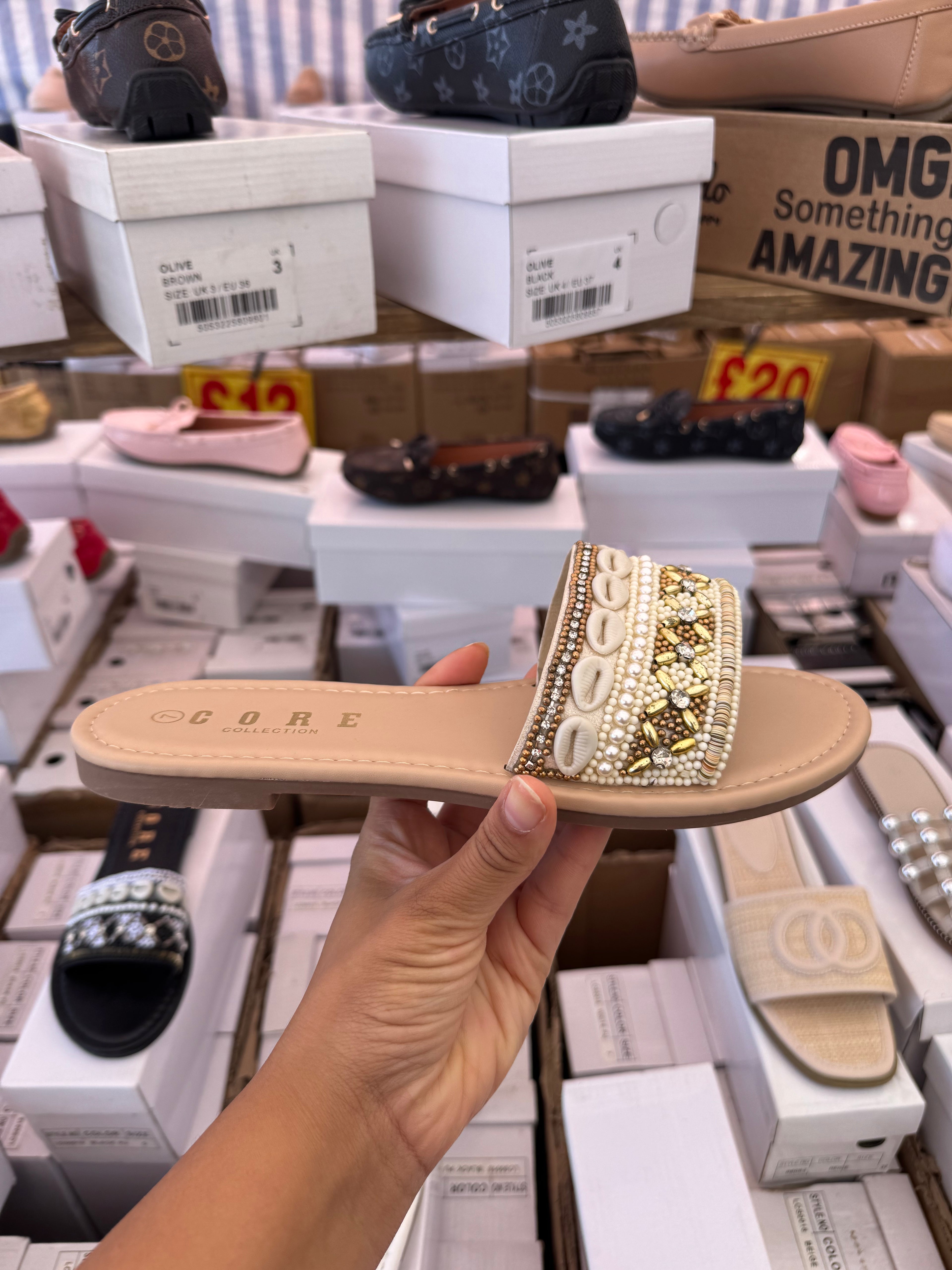 Luxe Shell Summer sliders Ladies holiday sandals