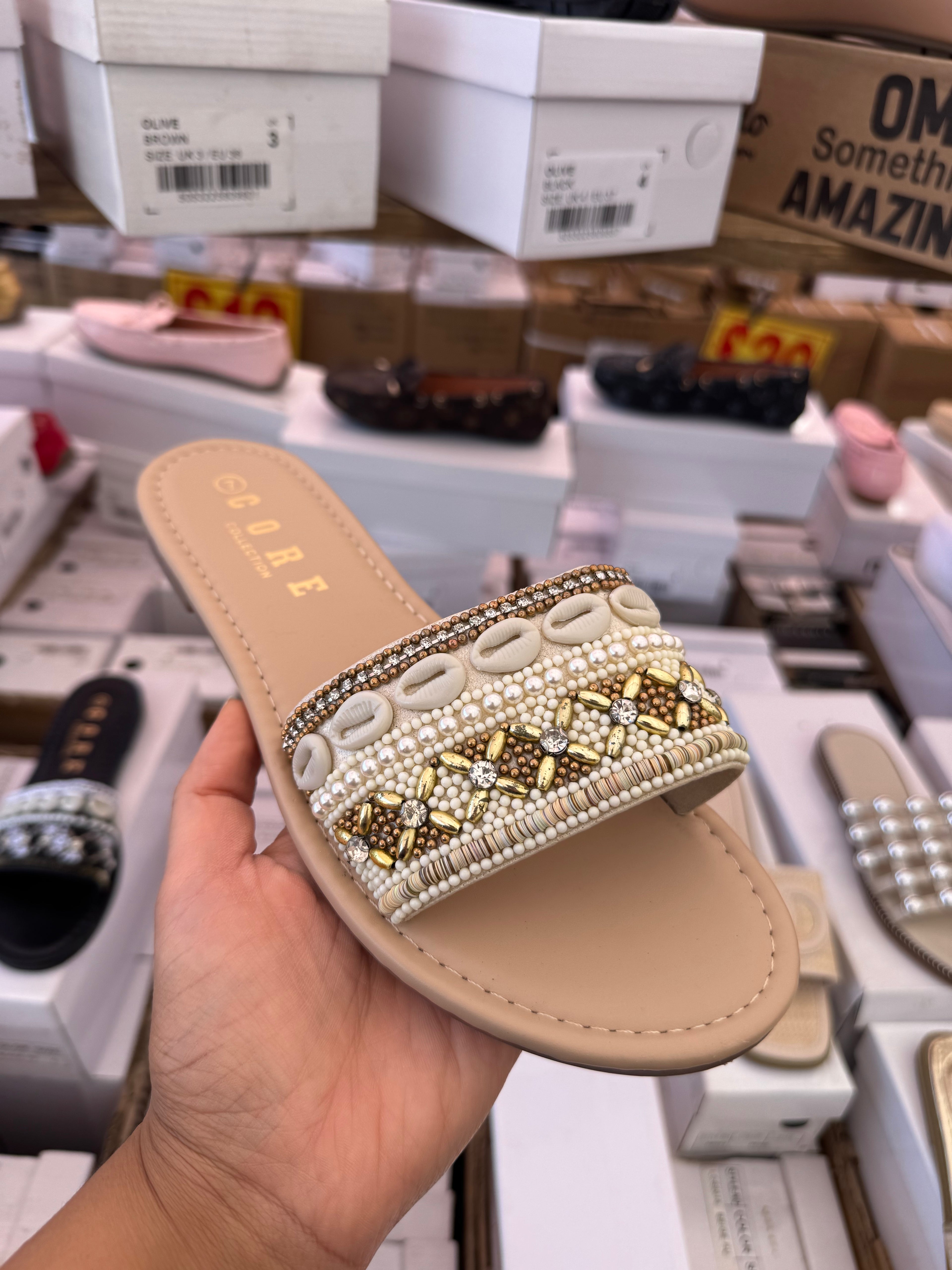 Luxe Shell Summer sliders Ladies holiday sandals