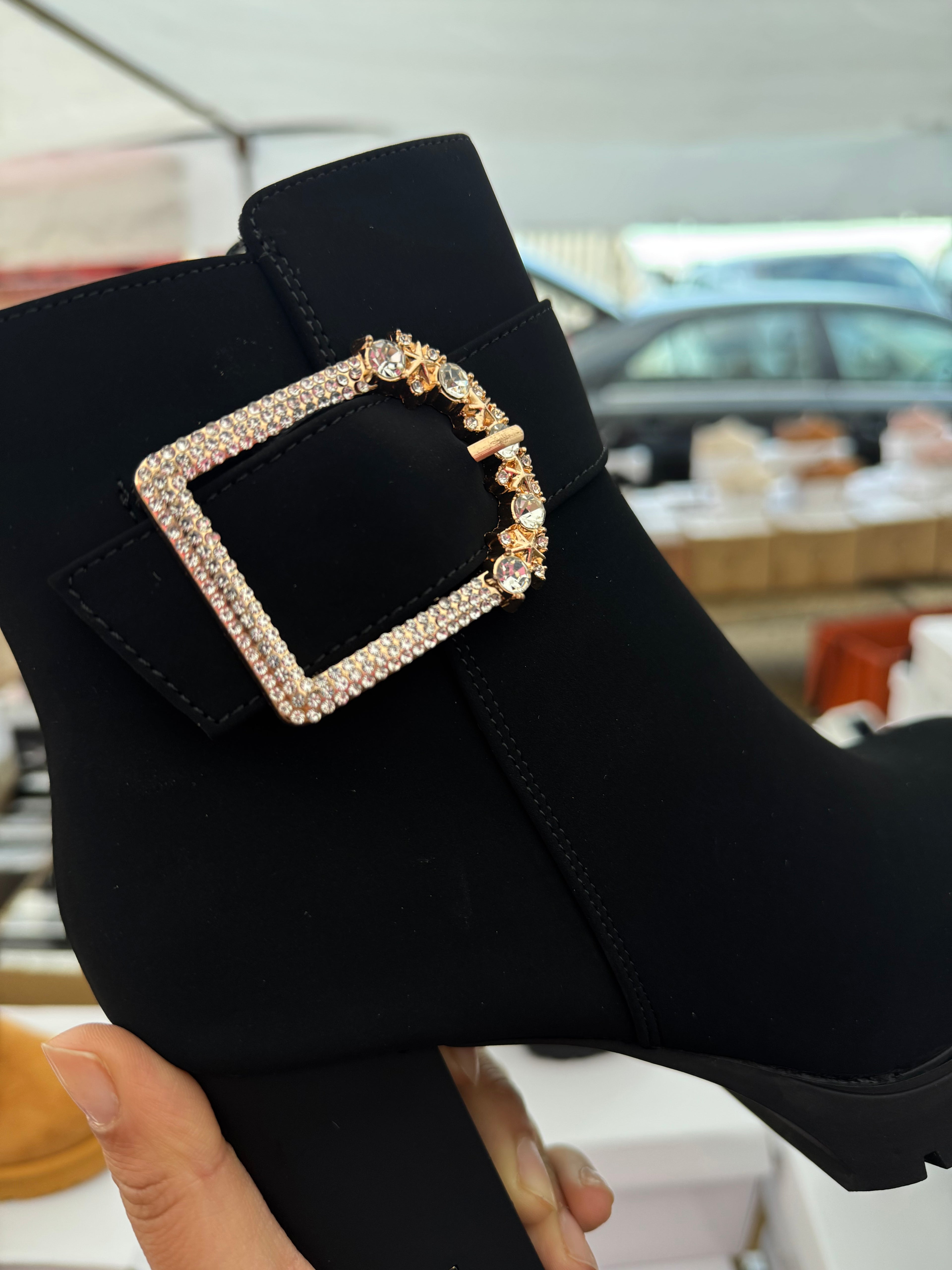 Ladies black boots zip up with diamante accent and chunky heel