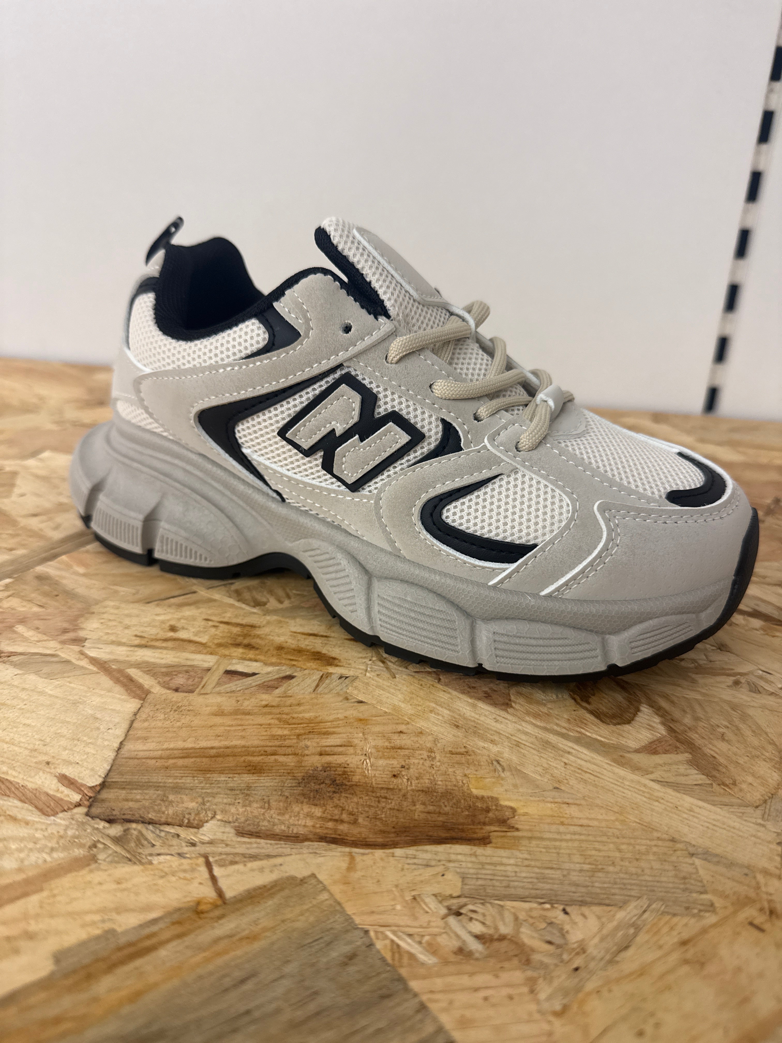 Ladies Trainers